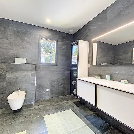 Appt T3 De Prestige Vue Mer - St Cyr Sur Mer - 4 Pers Apartment *